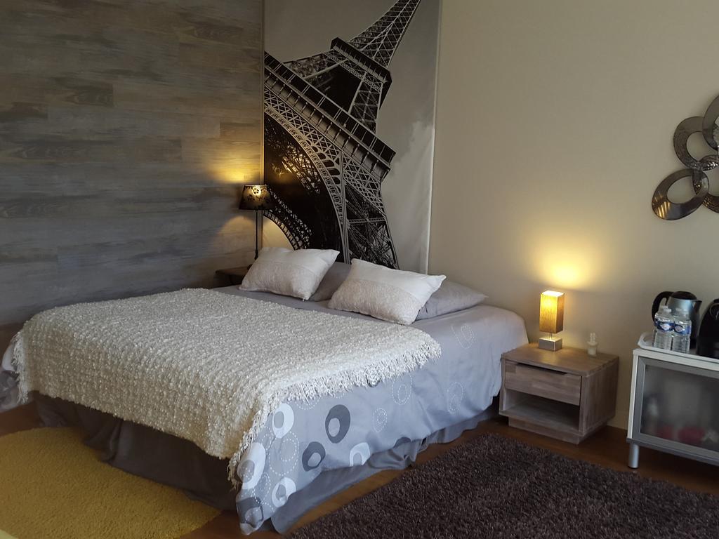 Carnetin Le Parc, Gite Et B&B Екстериор снимка